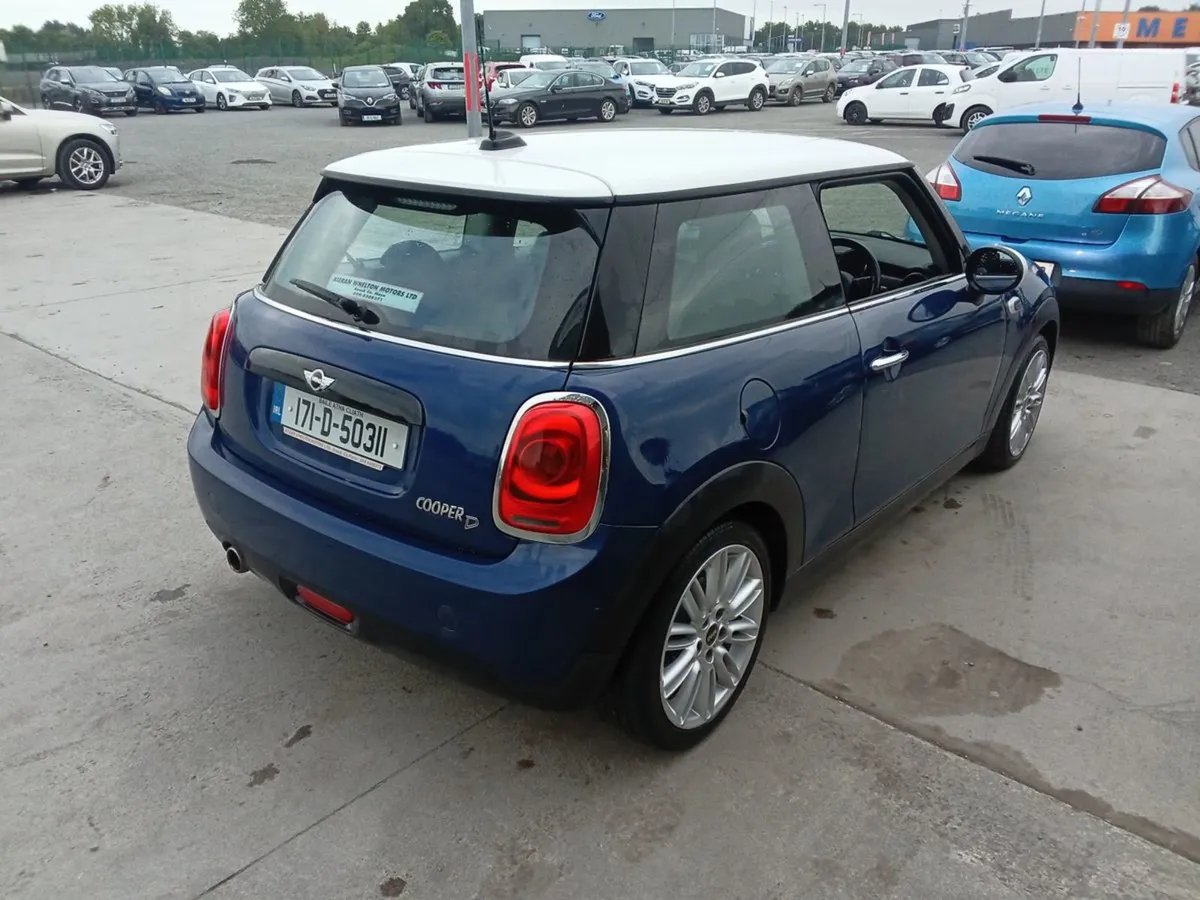 MINI Cooper 1.5d - Image 2
