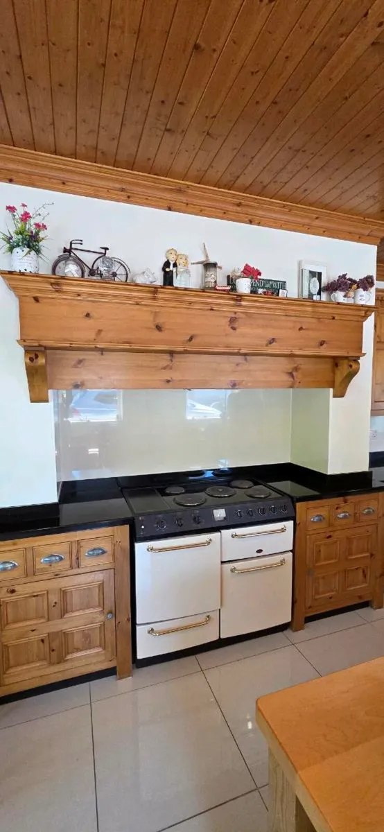 Kitchen - Image 3