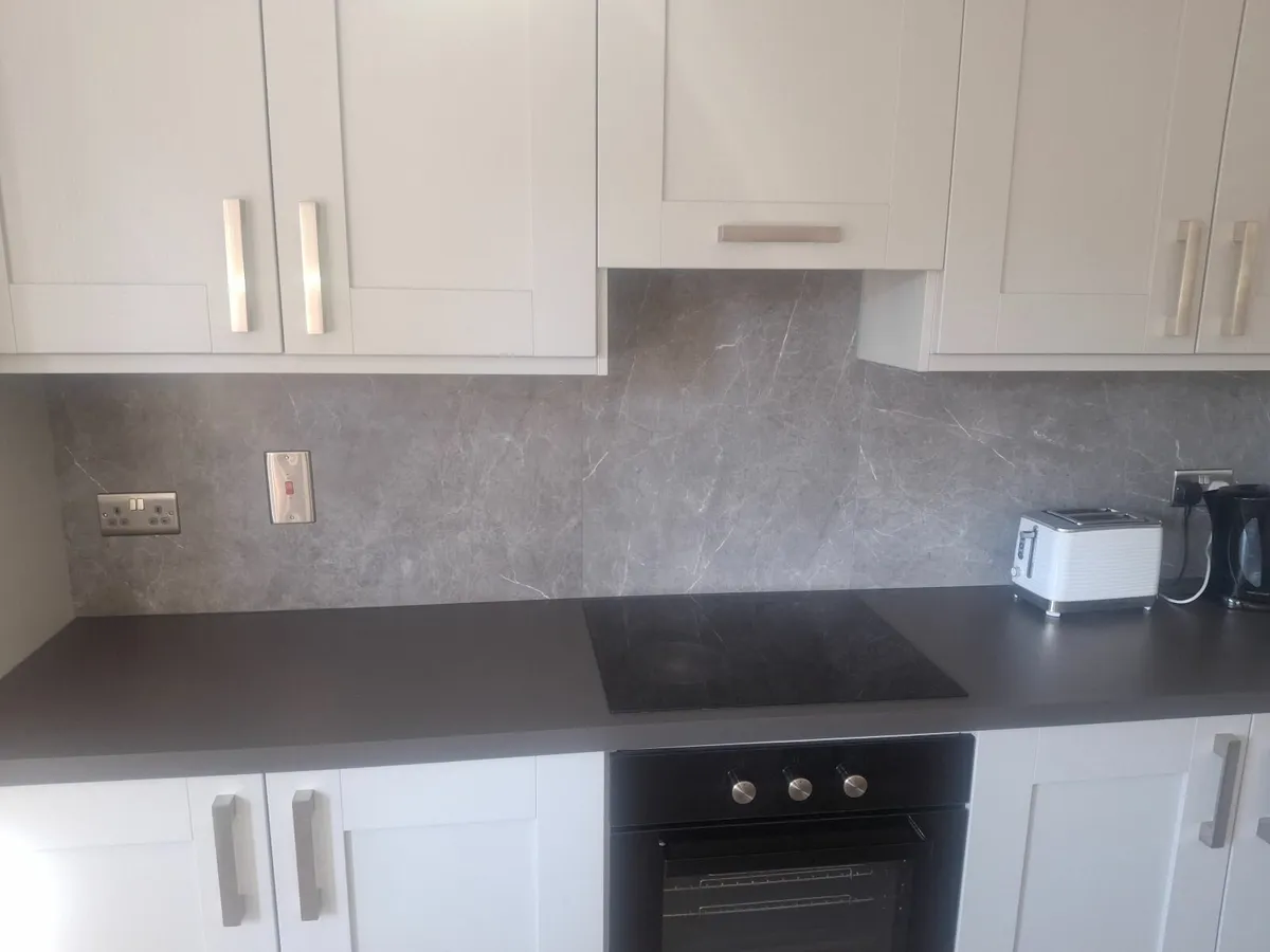 Bathroom renovation, plumbing, tiling. - Image 2