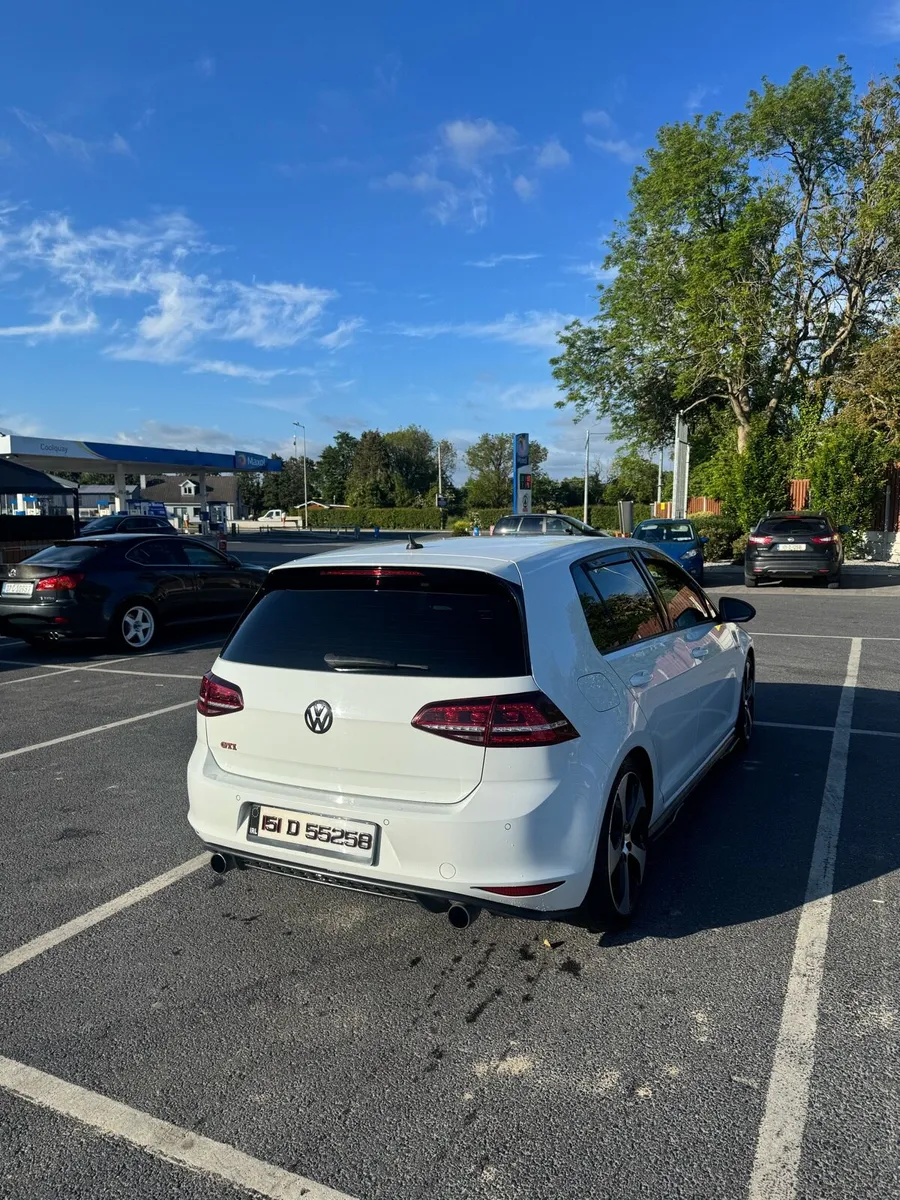 2015 MK7 Volkswagen Golf GTI - Image 2