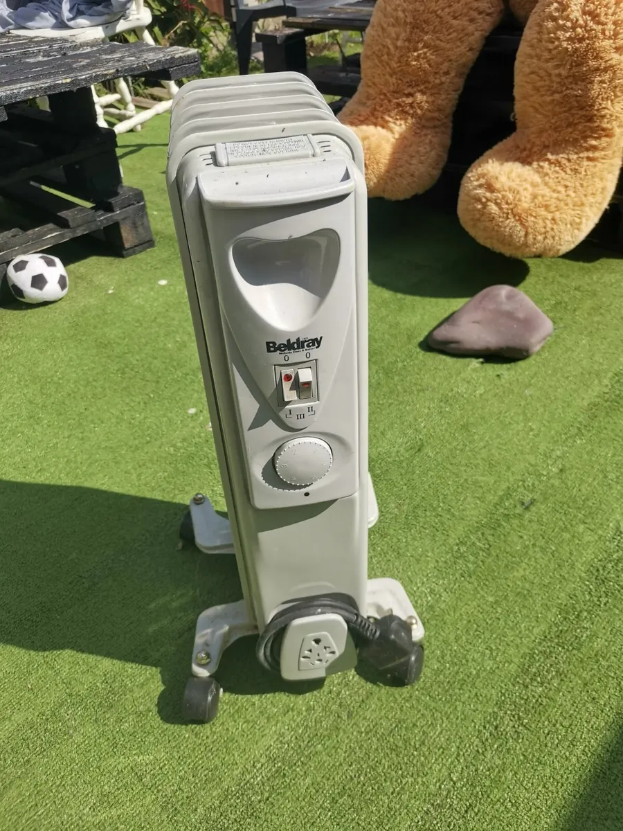Portable oil-filled radiator Beldray - Image 1