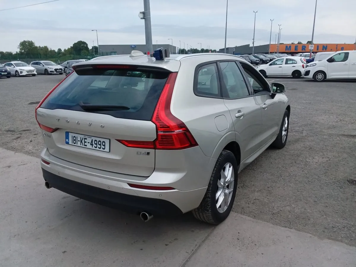 Volvo XC60 2.0 D4 Momentum AWD 187BH - Image 2
