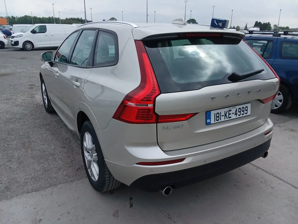 Volvo XC60 2.0 D4 Momentum AWD 187BH - Image 3