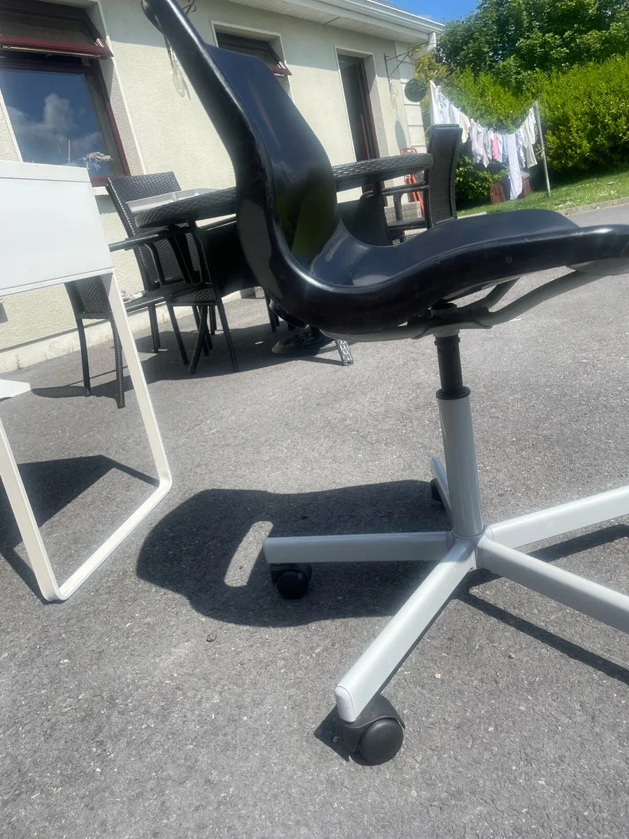 Desk chair - Image 4
