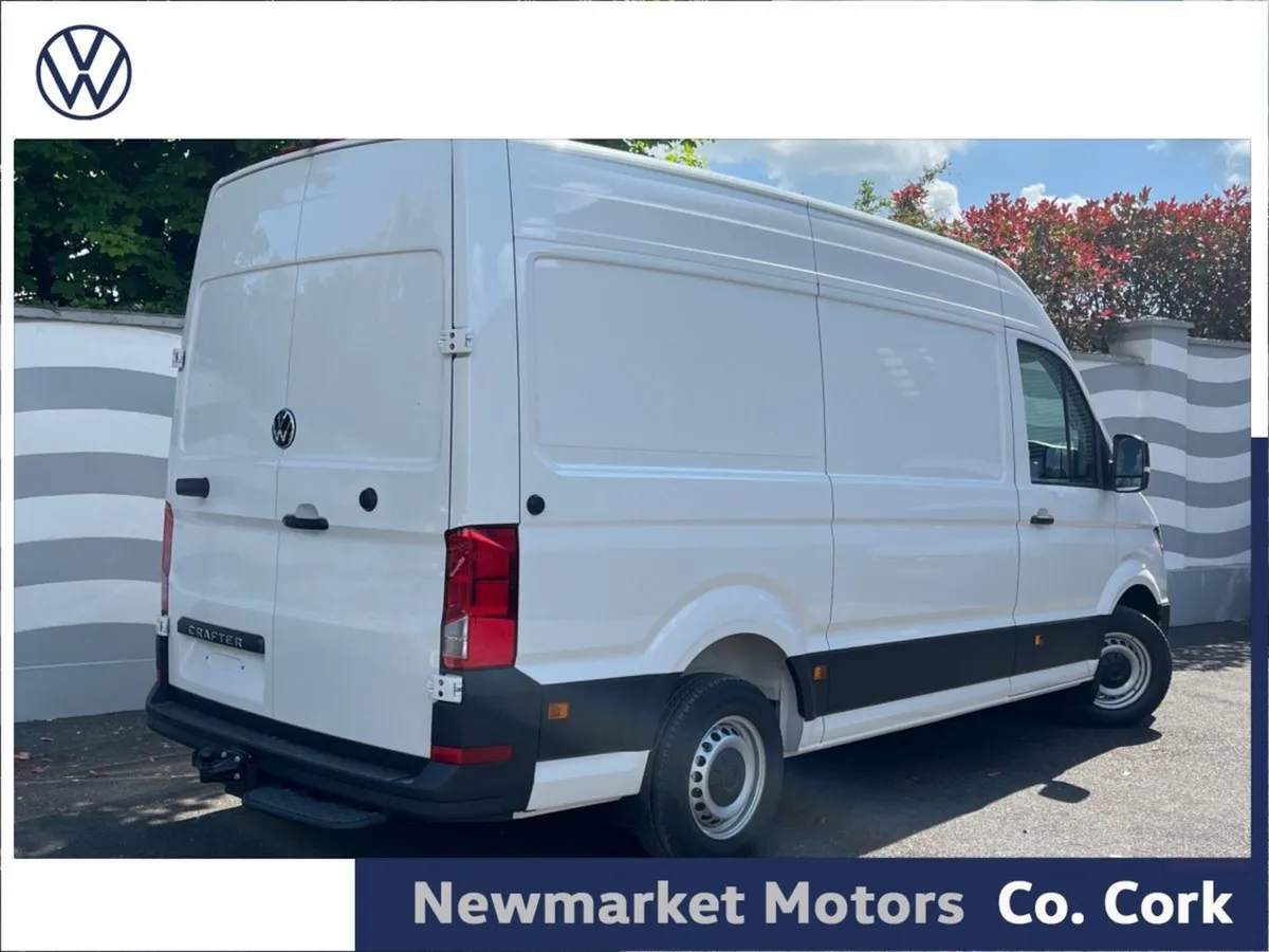 Volkswagen Crafter 35 177BHP Automatic DSG Highli - Image 3