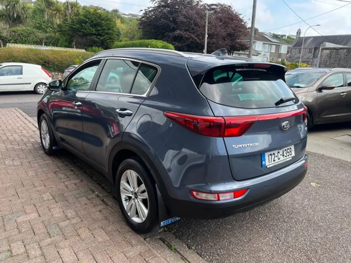 Kia Sportage 1.7 Platinum 5DR - Image 3