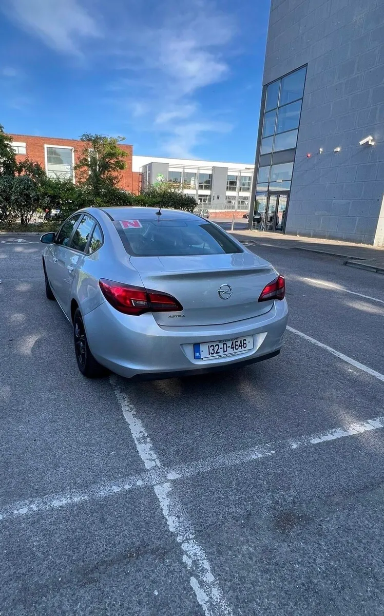 Car - Image 2