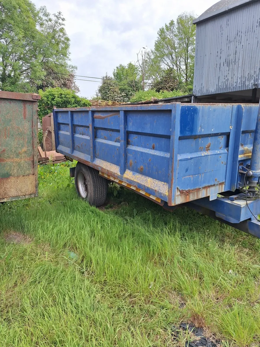 trailer - Image 1