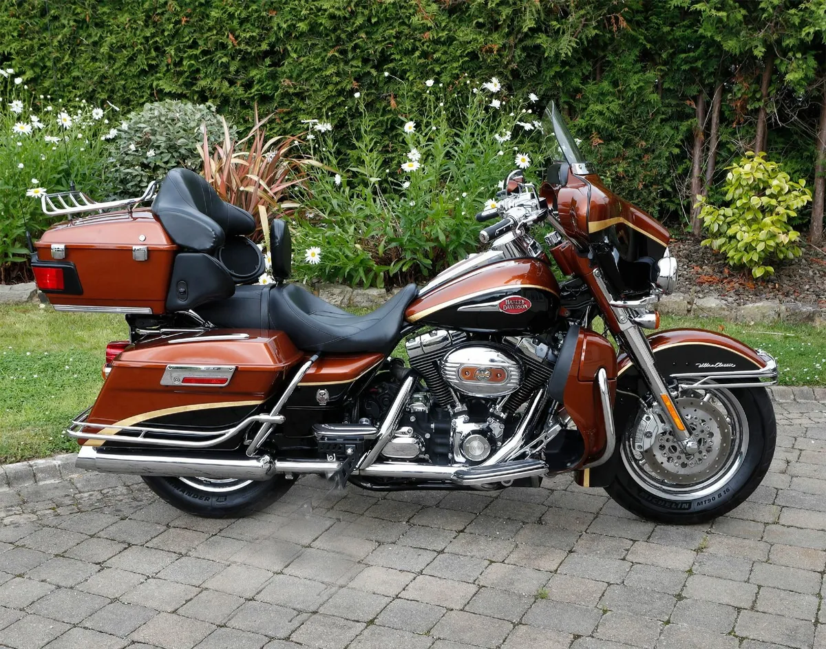HARLEY DAVIDSON CVO Ultra - Image 1