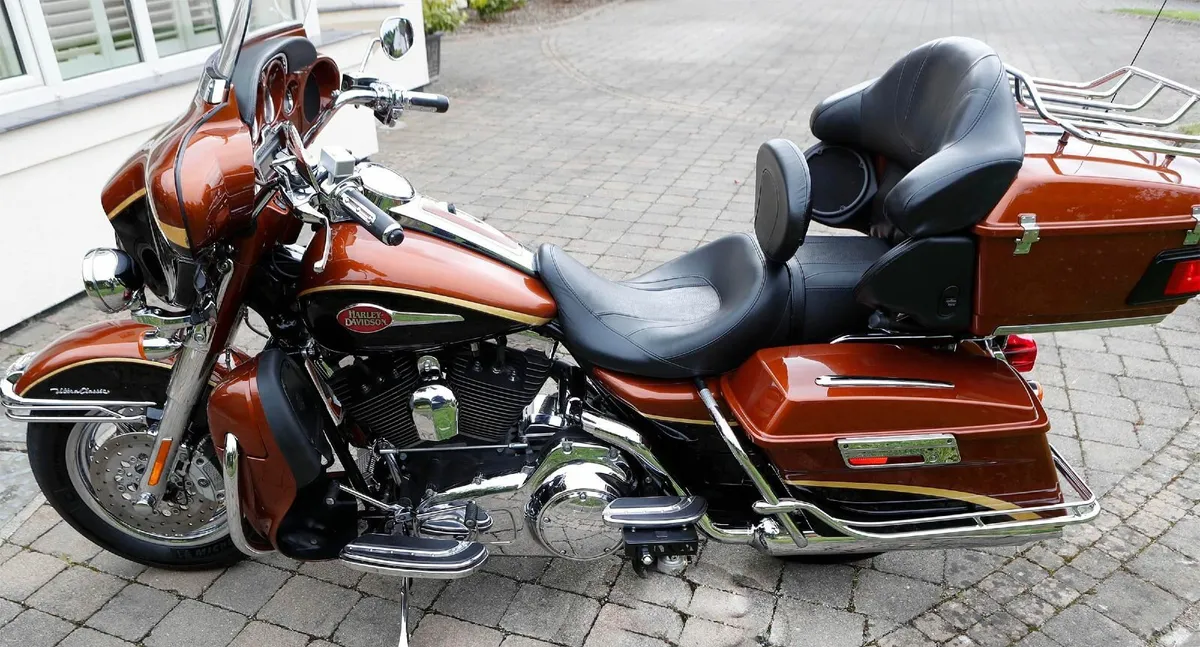 HARLEY DAVIDSON CVO Ultra - Image 2