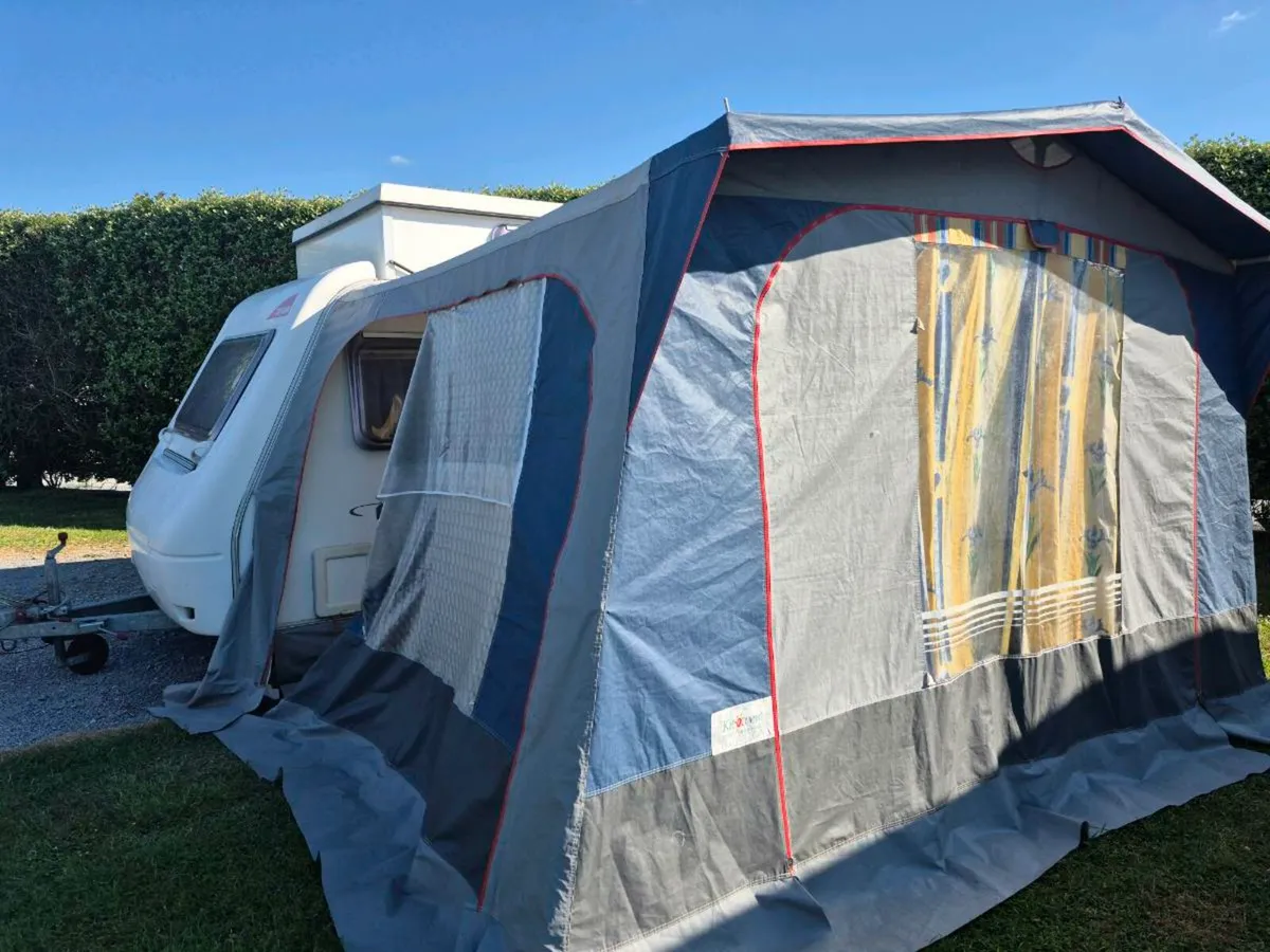 Triango Pop Top Caravan No towing licence required - Image 3