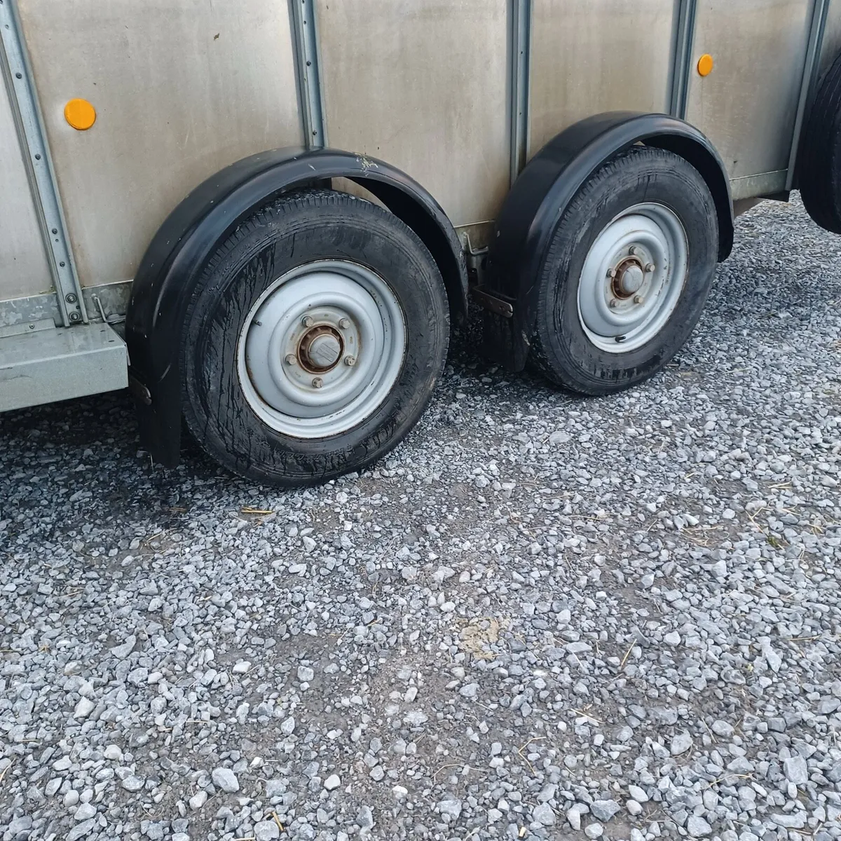 12x5’10 lfor Williams Cattle trailer - Image 2