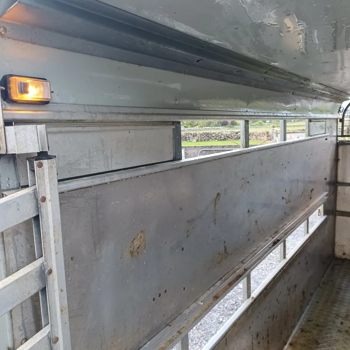 12x5’10 lfor Williams Cattle trailer - Image 3