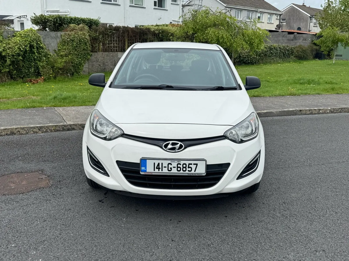 Hyundai I20 - Image 2
