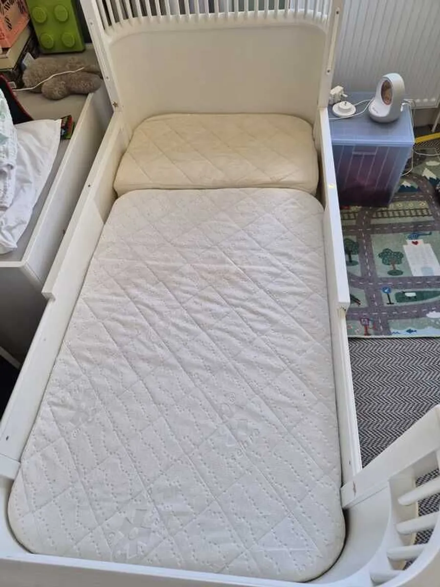 Sebra, Extendable Cot Bed, Baby & Jr, Classic White - Image 2