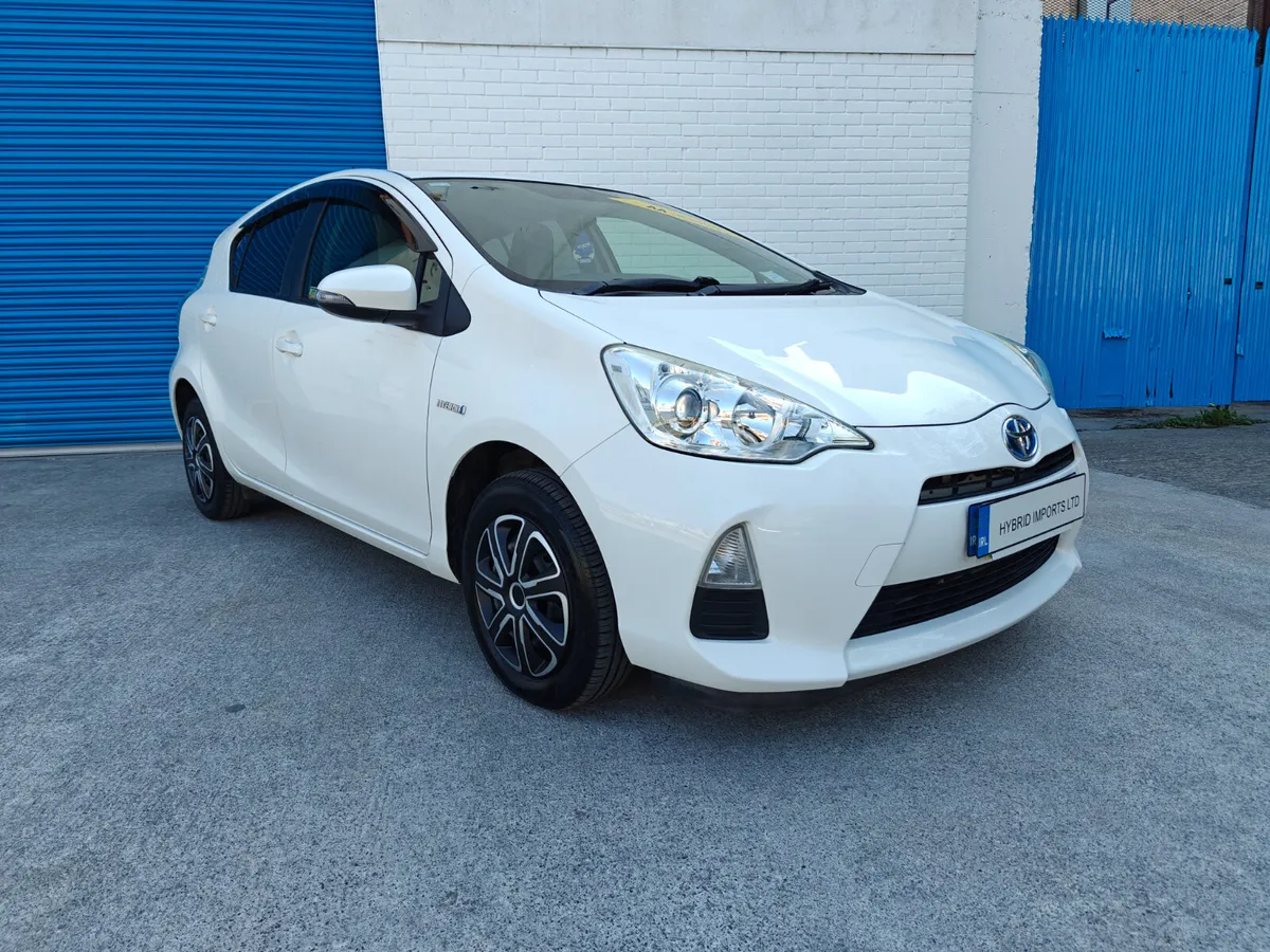 2014 TOYOTA AQUA 1.5L HYBRID - Image 1