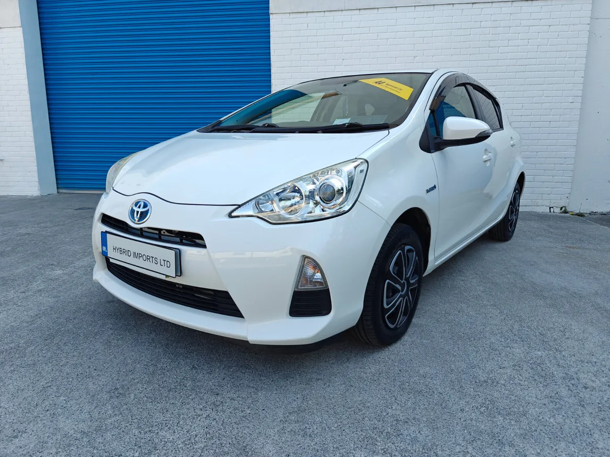2014 TOYOTA AQUA 1.5L HYBRID - Image 3