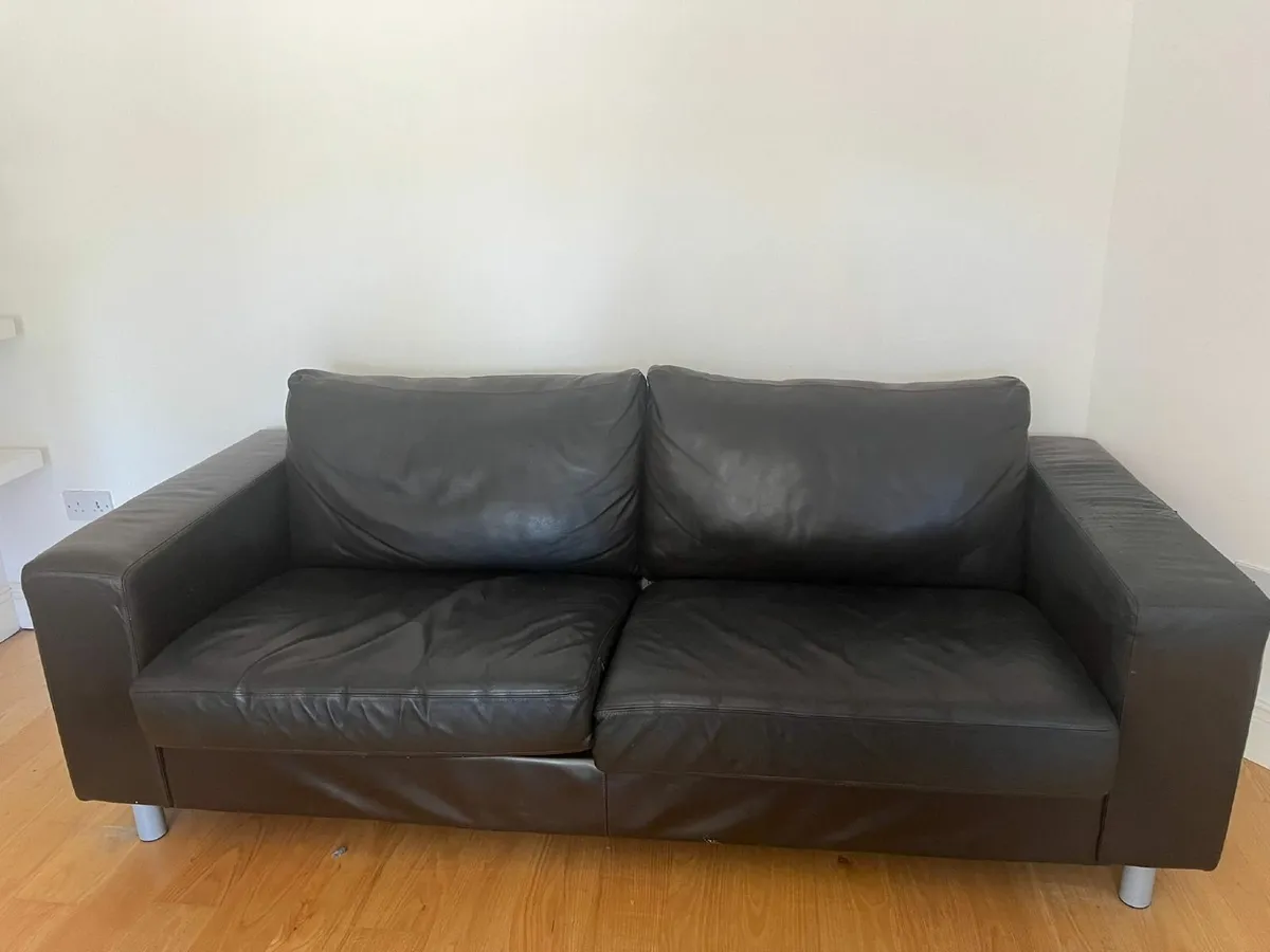 3 seater couch & 2 seater couch - Image 1