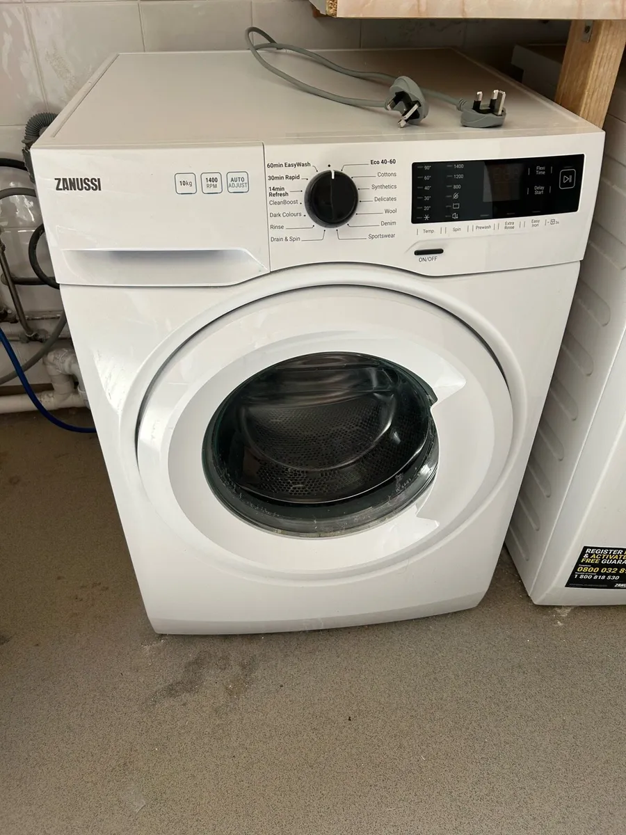Washing machine - Image 1