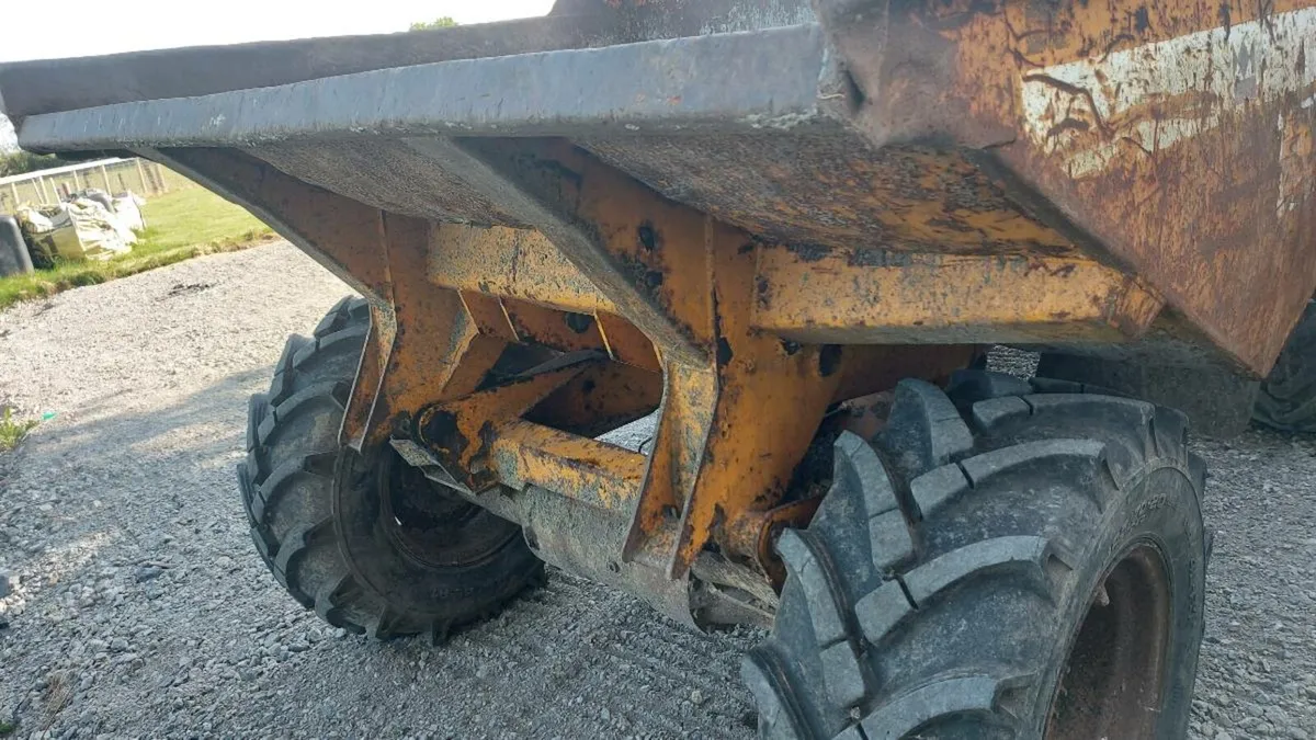 6 ton dumper - Image 3