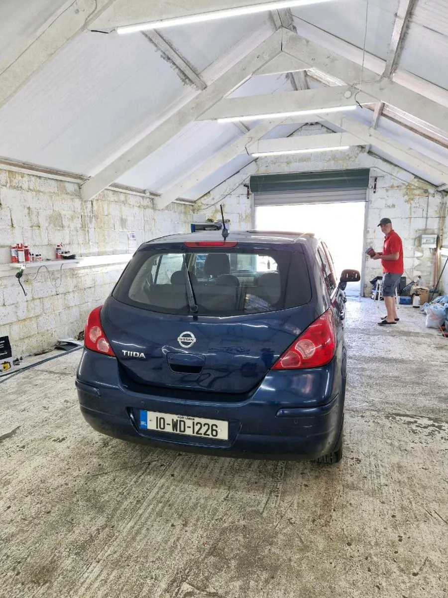 2010 Nissan Tiida - Image 1