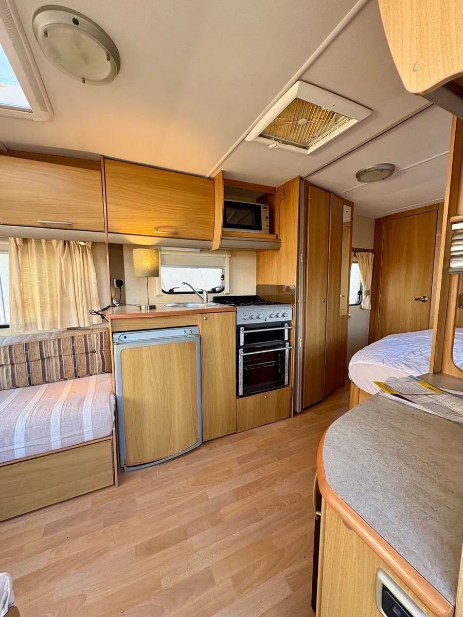 2007 Swift Charisma Caravan - Image 3