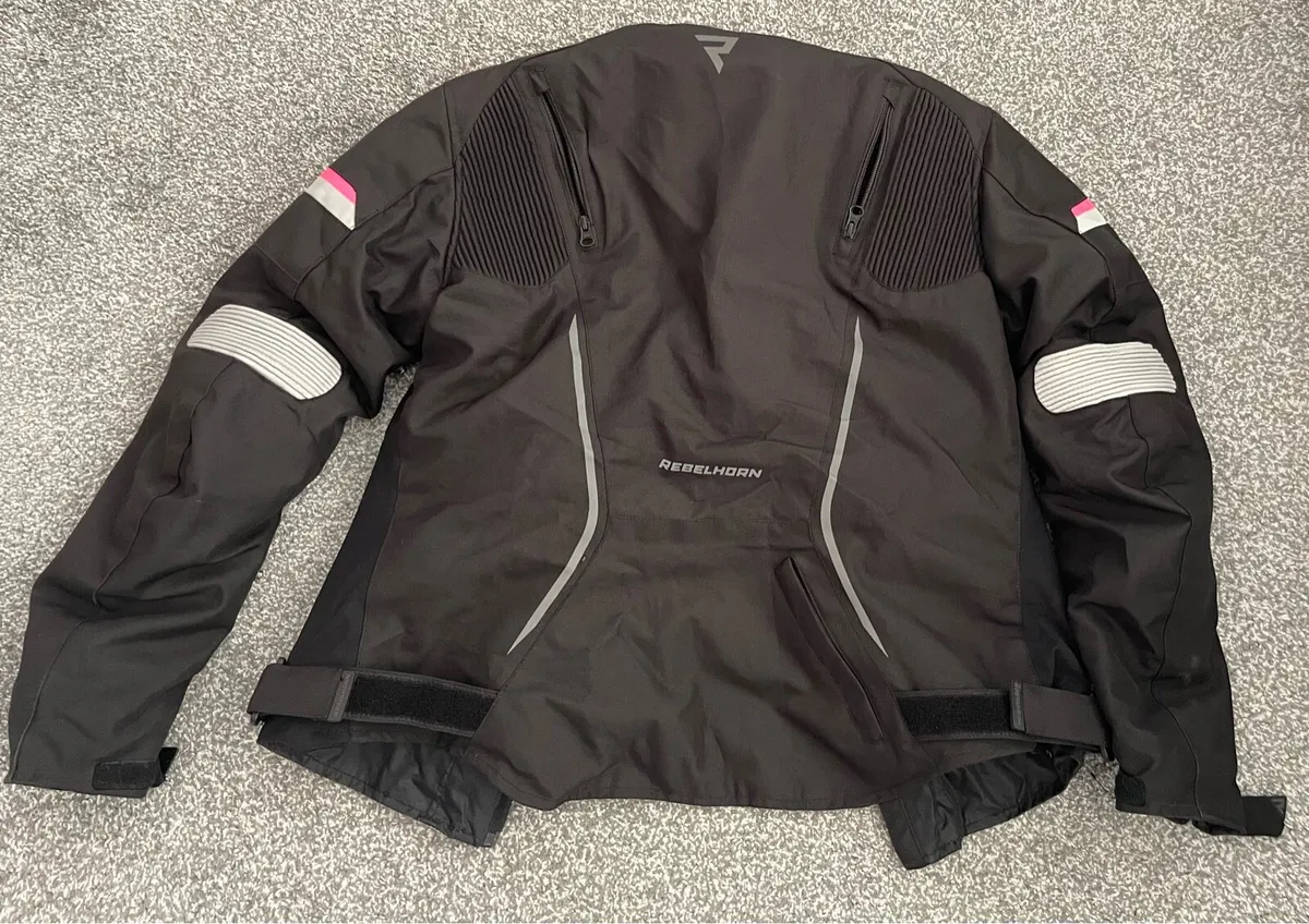 Full set of women’s Motorbike clothes - Image 3