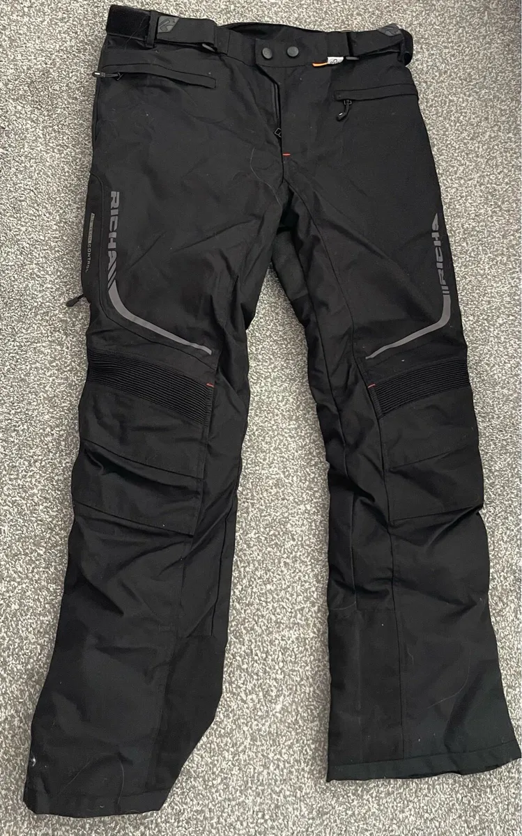 Full set of women’s Motorbike clothes - Image 4
