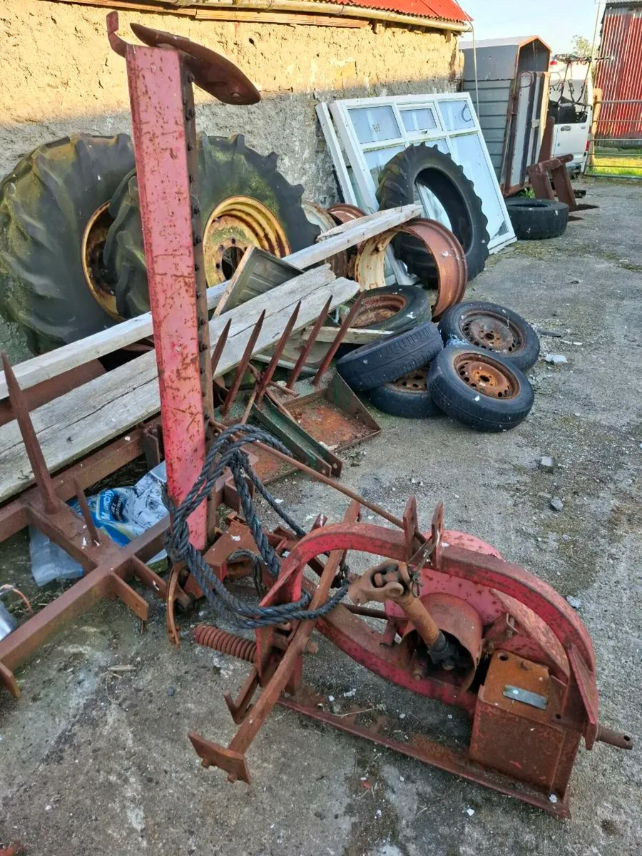 Lely 300 & Mow bar - Image 4