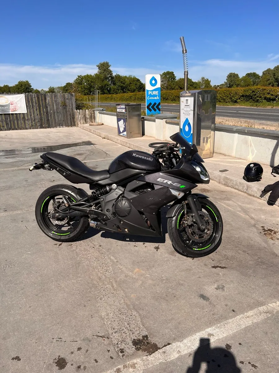 Kawasaki ER6F - Image 2