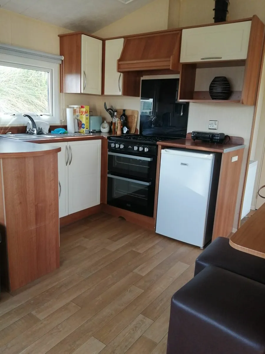 Mobile Home - Image 3