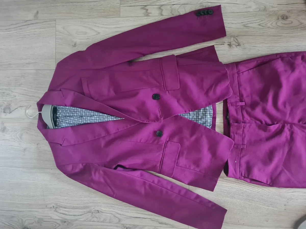 Womens next suit - Image 2