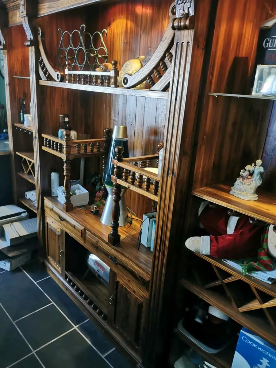 Bar furniture - Image 2