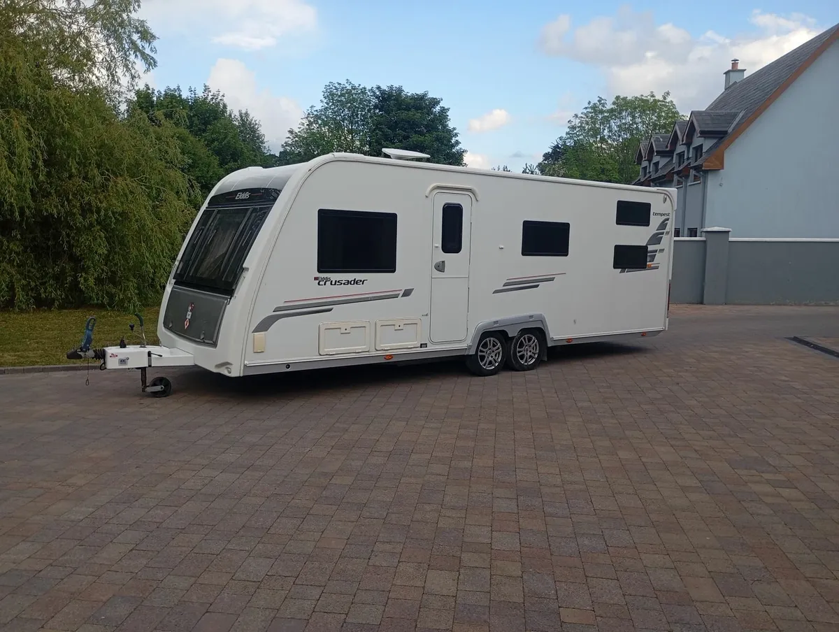 Caravan - Image 1