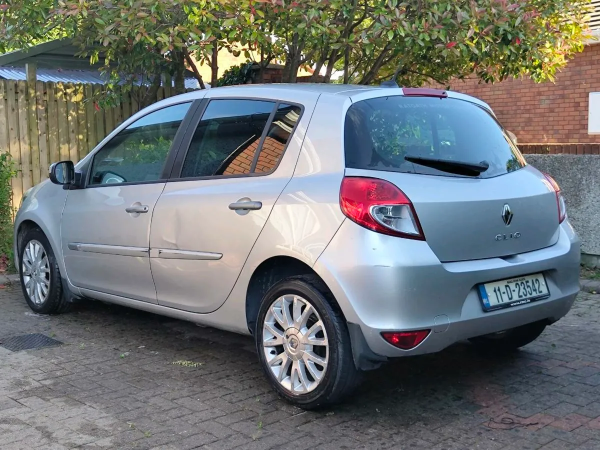 2011 Renault Clio 1.2 - Image 2