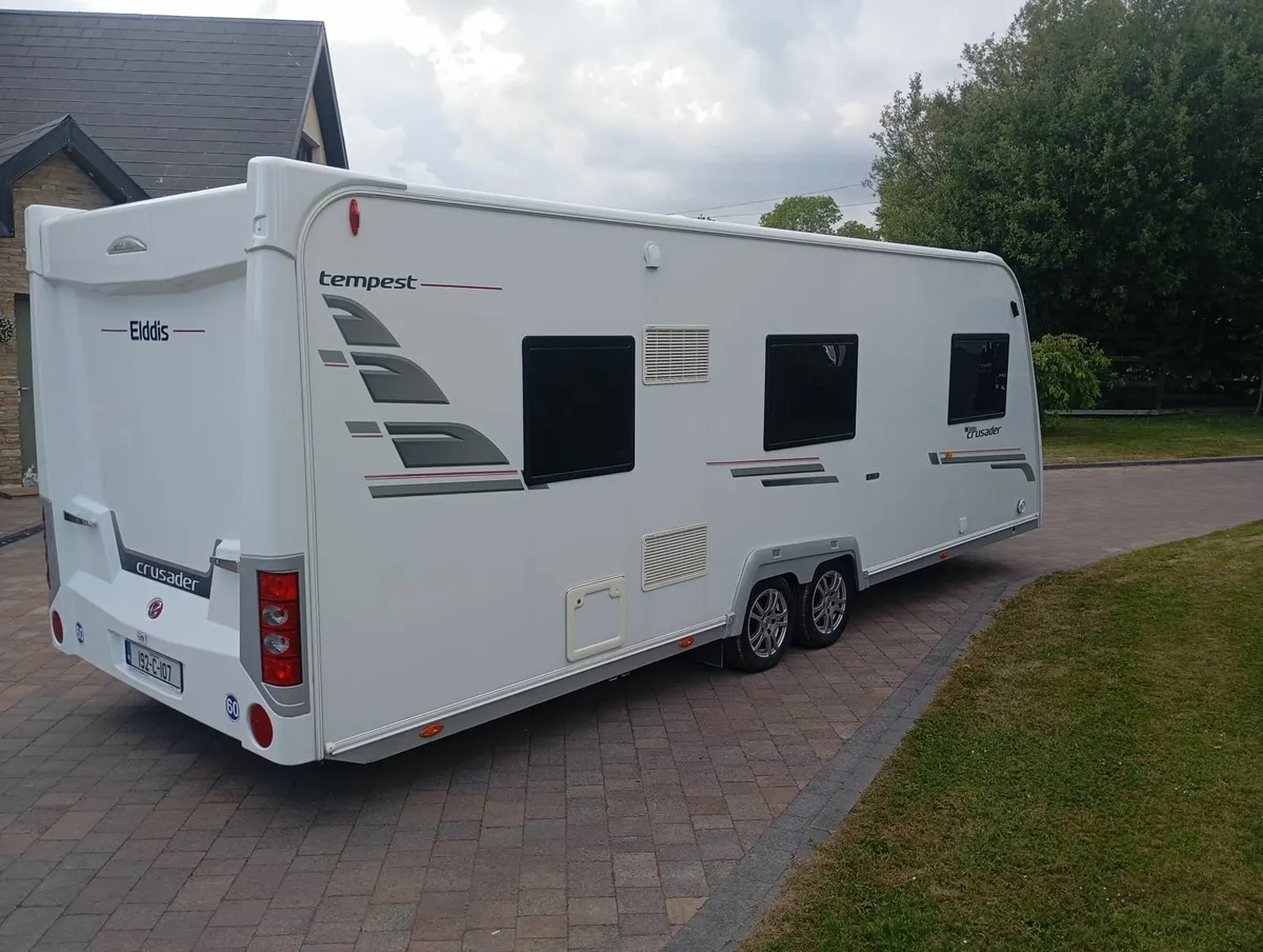 Caravan - Image 2