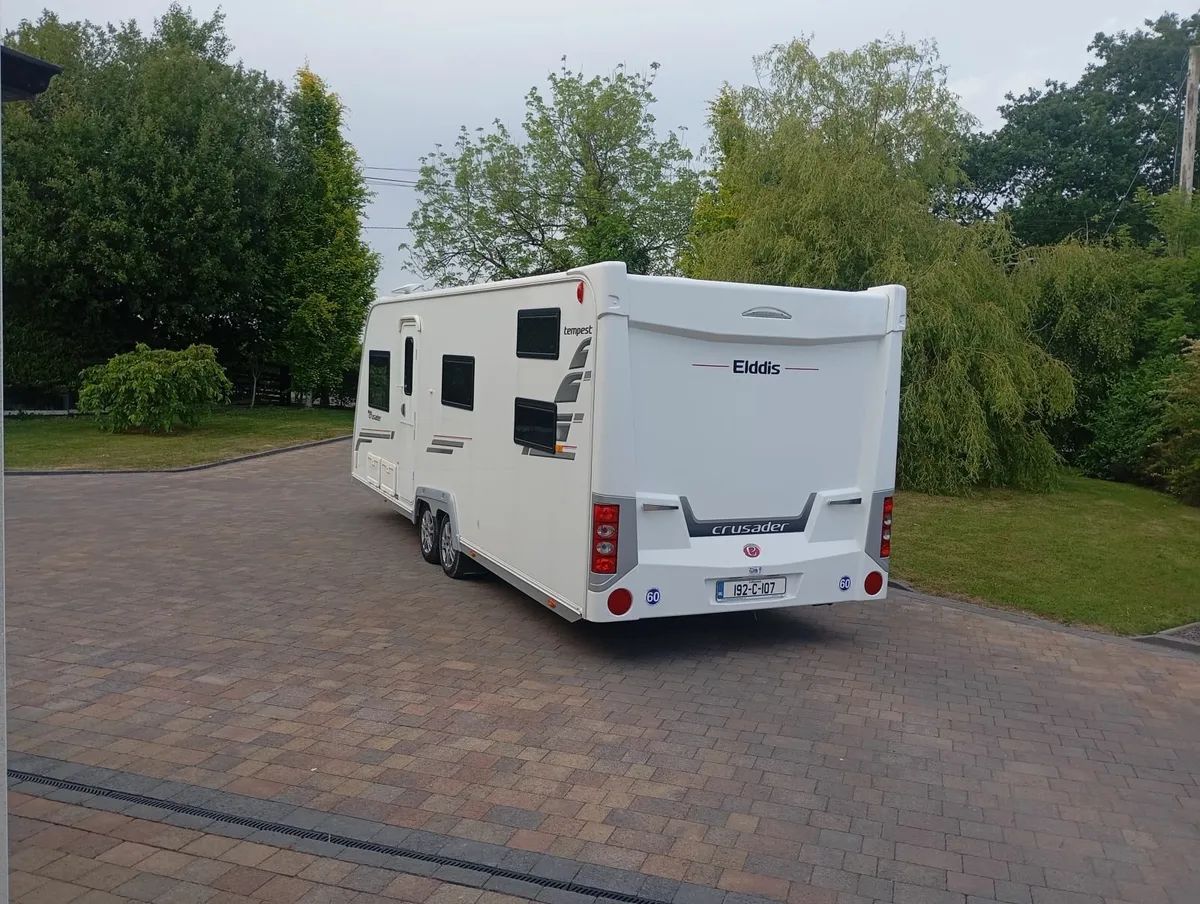 Caravan - Image 3