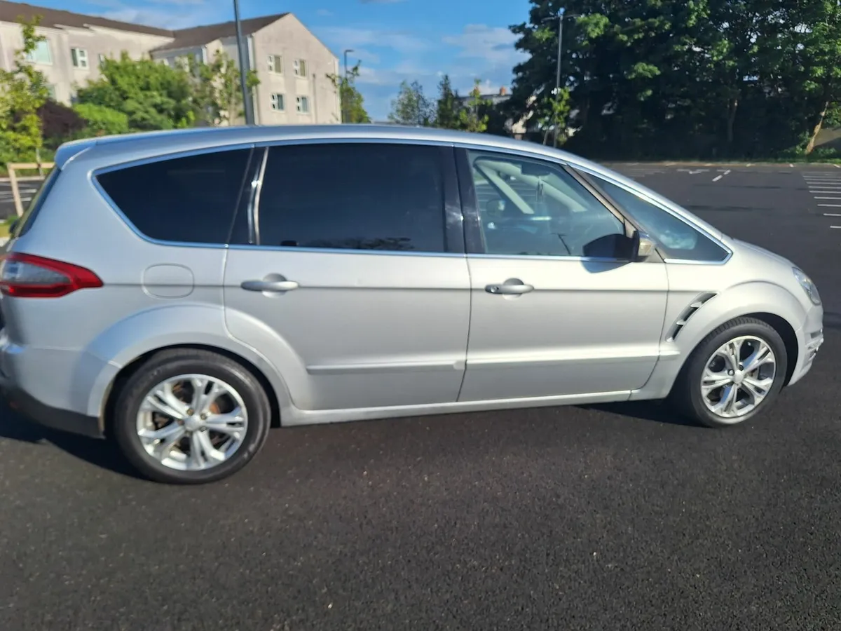 Ford S-Max 2012 - Image 4