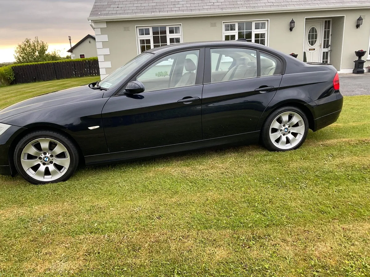 BMW 3-Series 2008 - Image 4