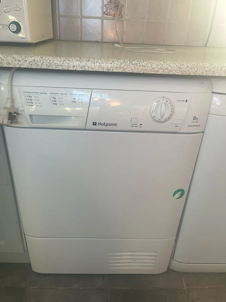 Washing machine and dryer - Image 2