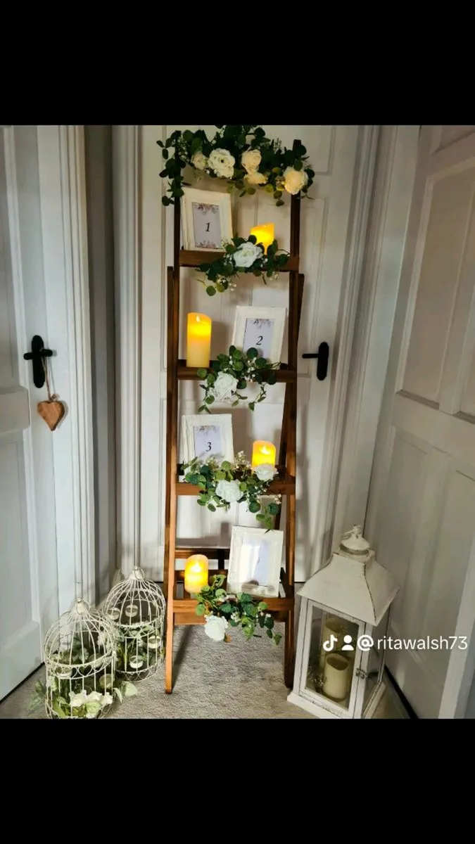 Display Ladder for Rent