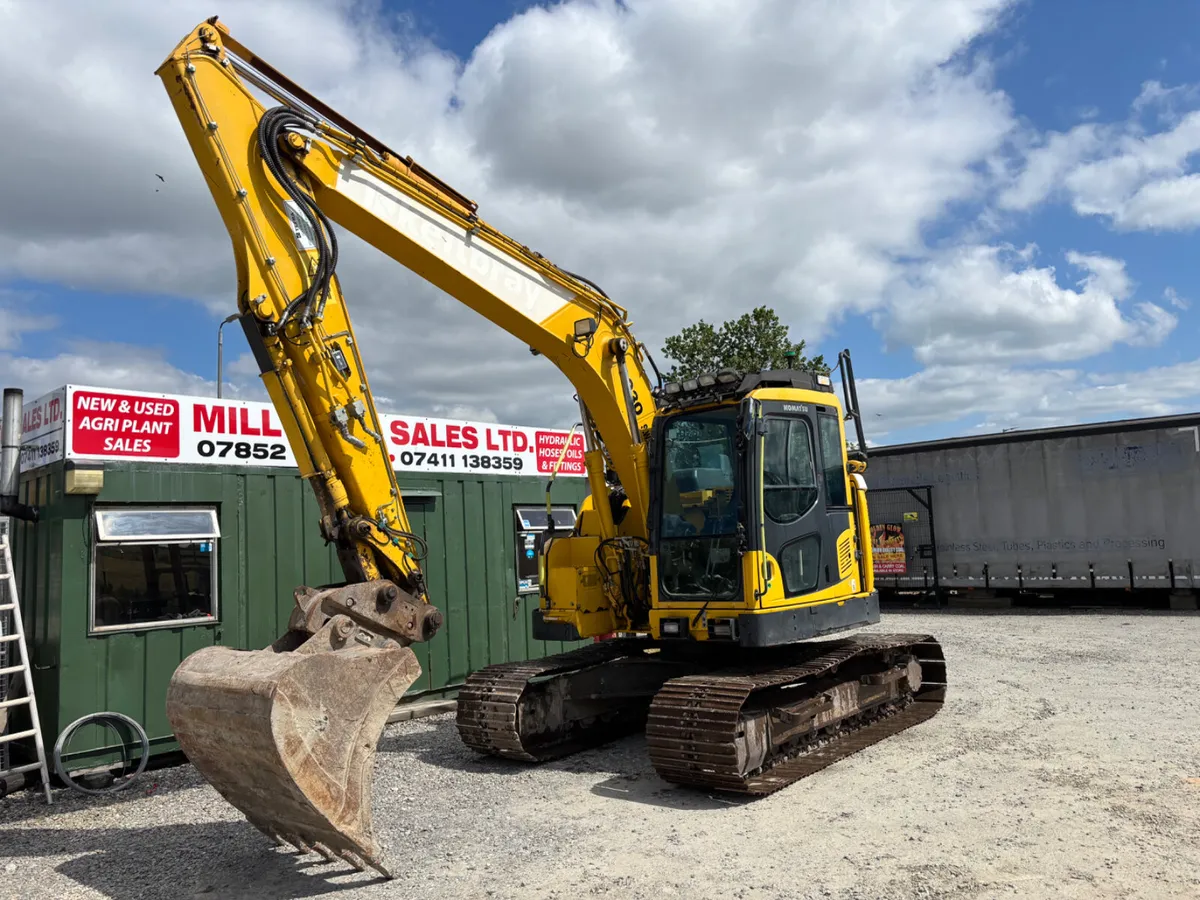 2018 Komatsu PC 138-11 US Tracked Excavator - Image 1