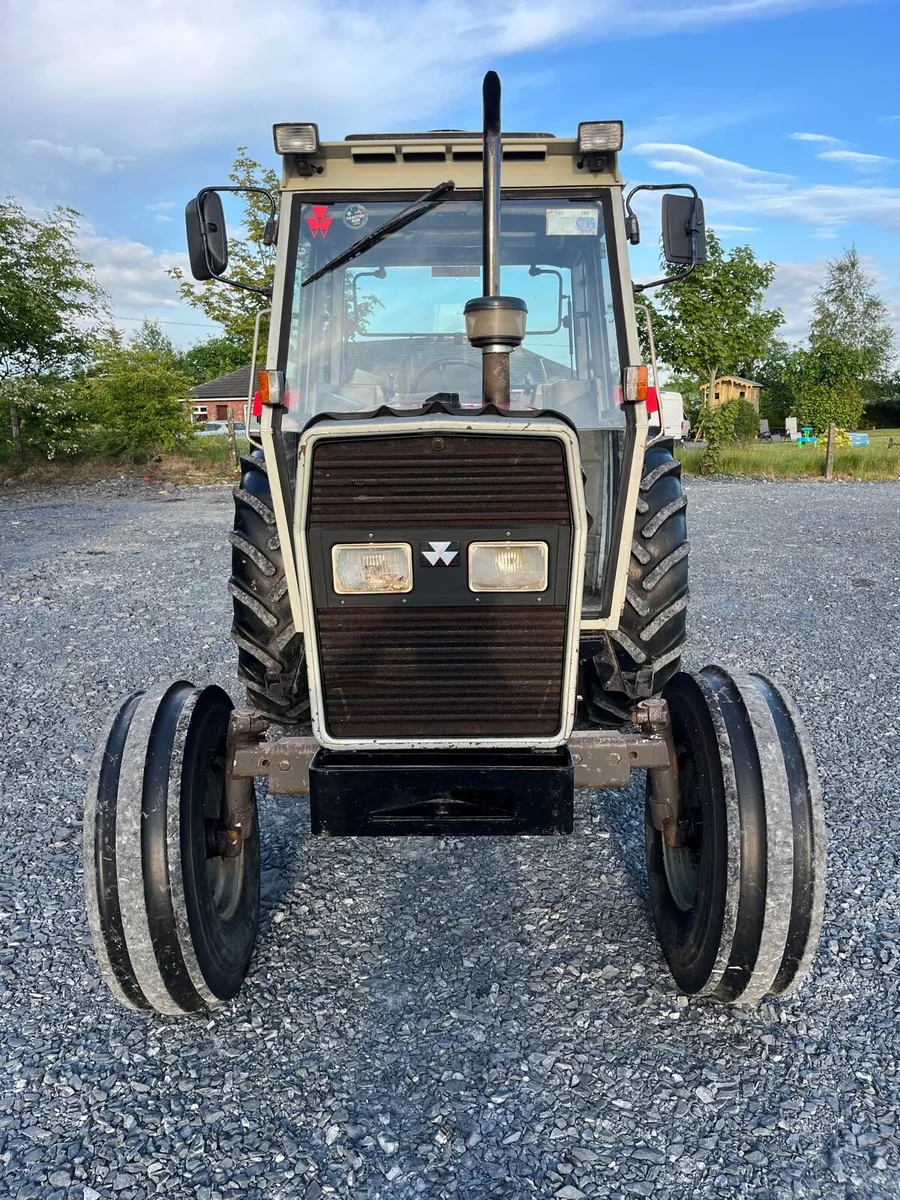 1991 MF 390 - Image 2