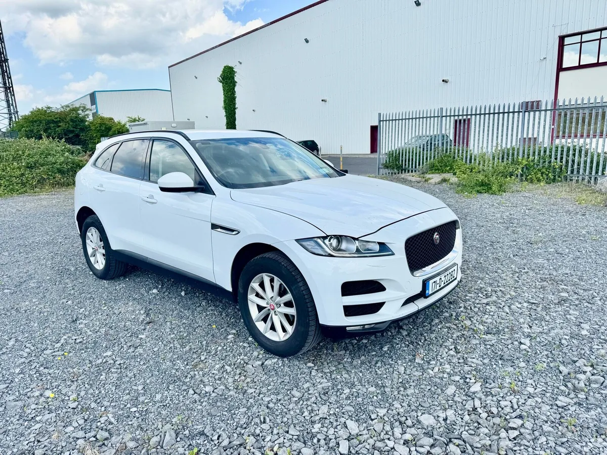 2017 jaguar F-Pace 2.0D RWD SE PURE - Image 3