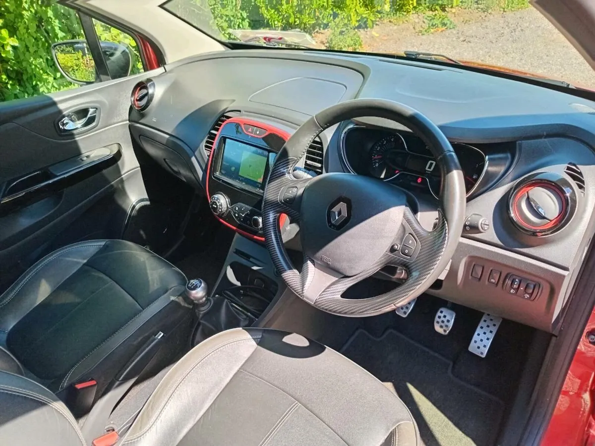 Car - Image 1