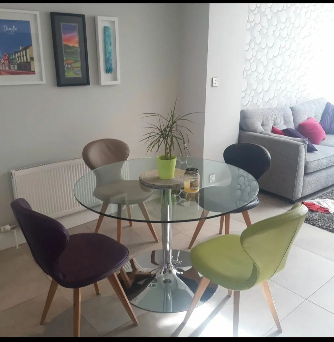 Calligaris glass top table - Image 1