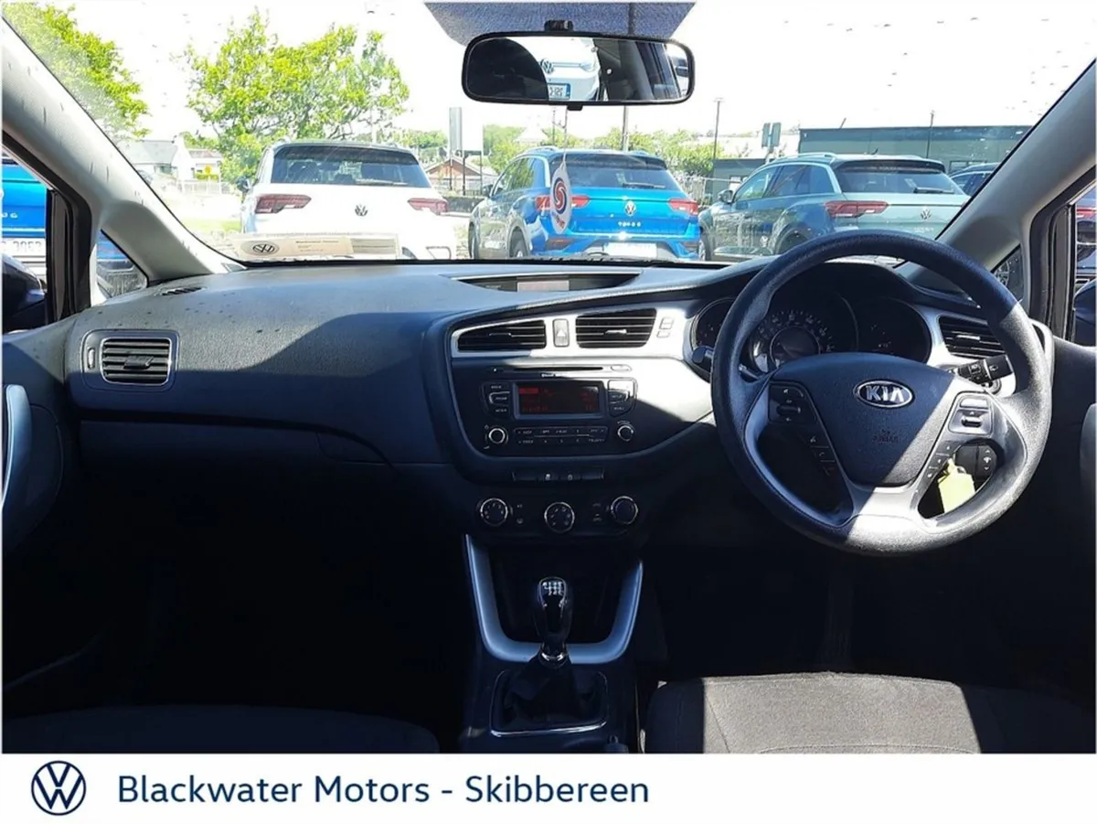 Kia Ceed 1.4 Crdi 1 5DR - Image 3