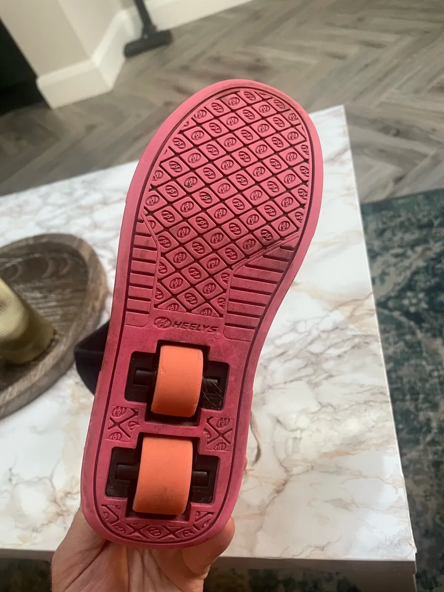 Heelys - Image 3