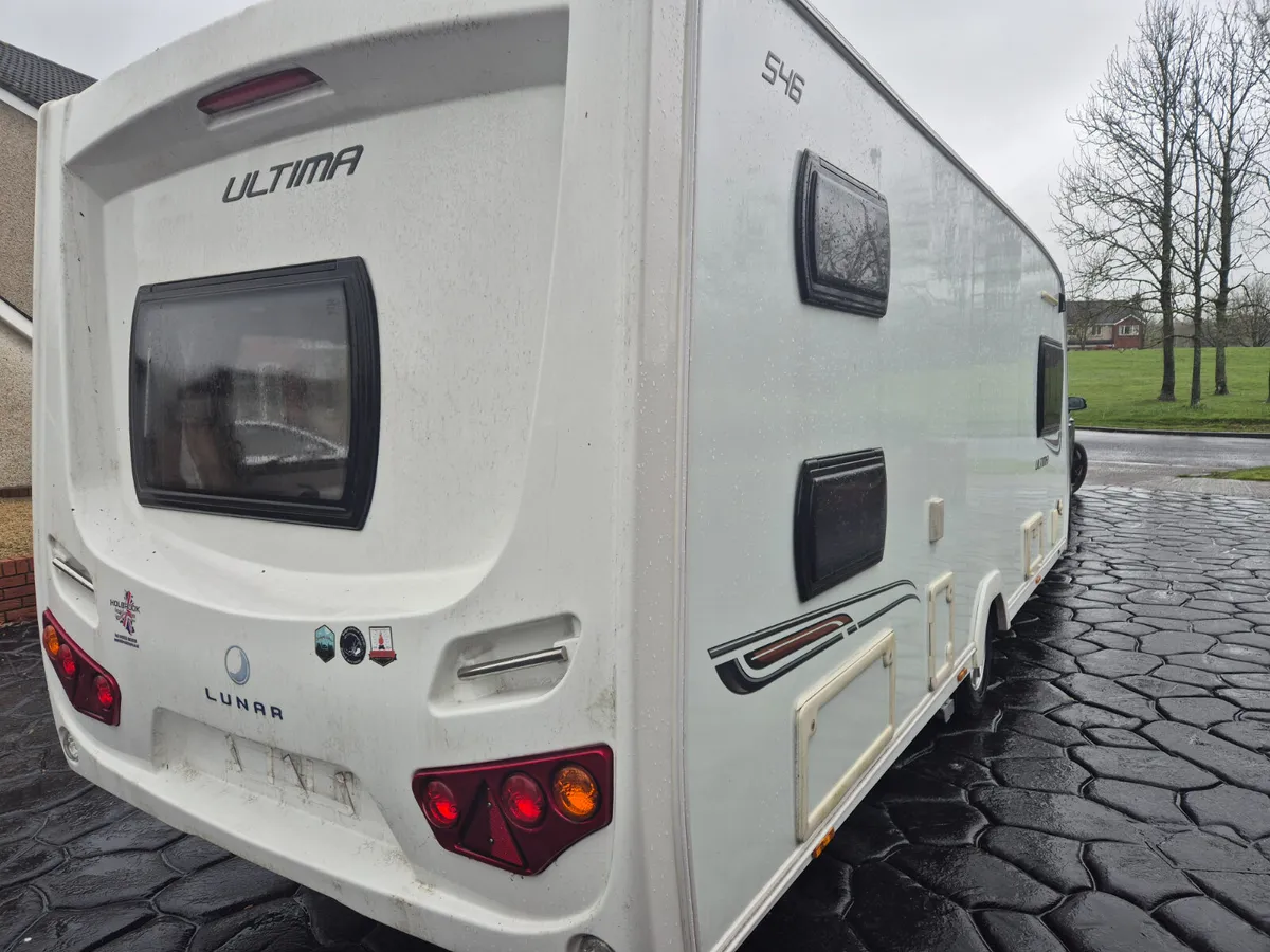 2013  6 Berth  Lunar  Ultima  546  Motor Movers - Image 3