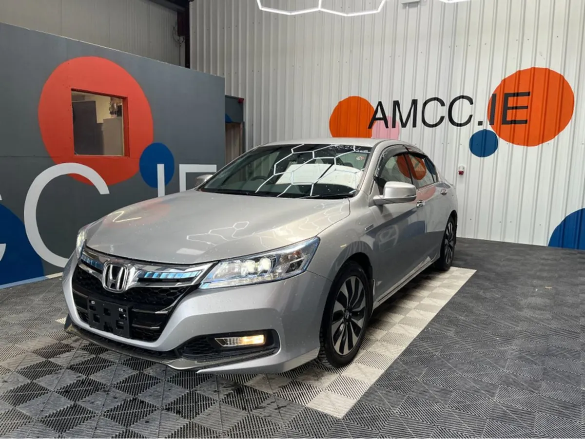 Honda Accord 2.0 Petrol Hybrid / 46k Kms/ Reverse - Image 2
